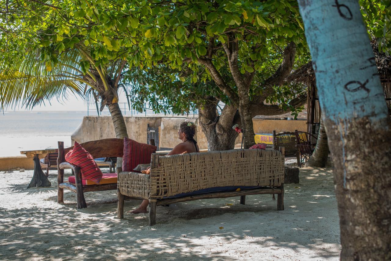Soul Breeze Backpackers Diani Hostel Diani Beach Exterior foto