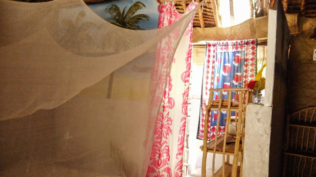 Soul Breeze Backpackers Diani Hostel Diani Beach Exterior foto