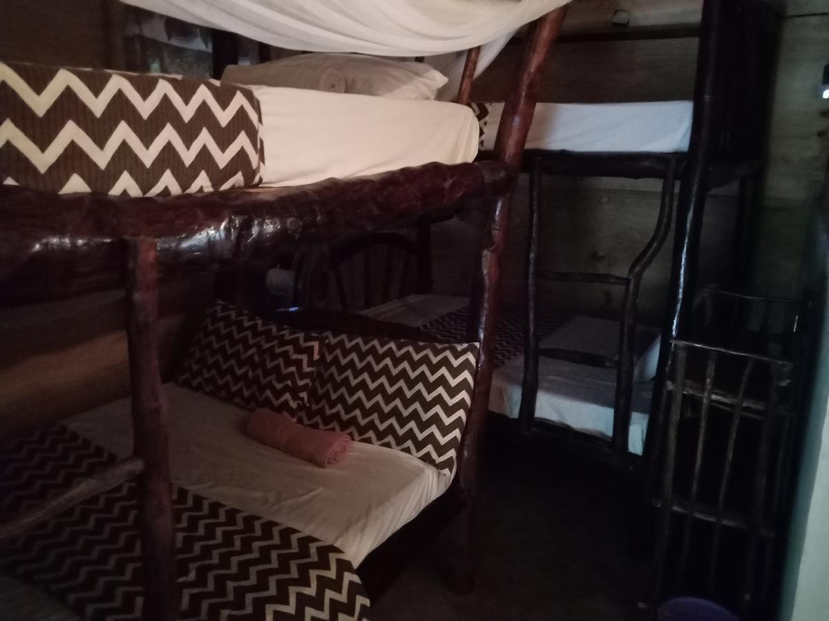 Soul Breeze Backpackers Diani Hostel Diani Beach Exterior foto