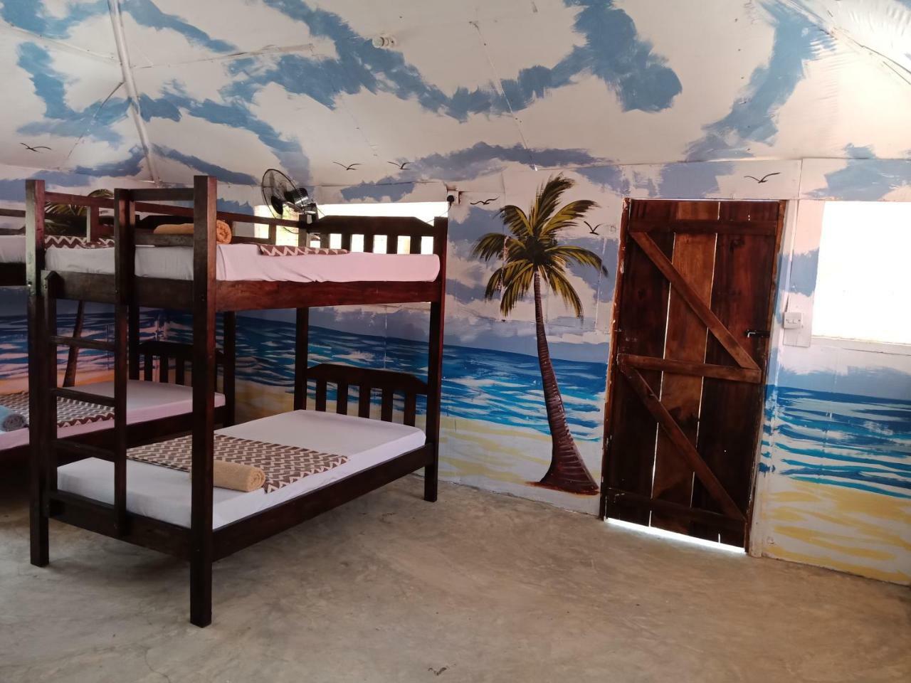 Soul Breeze Backpackers Diani Hostel Diani Beach Exterior foto